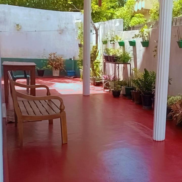 Coco One Holiday Inn Mirissa Exterior photo